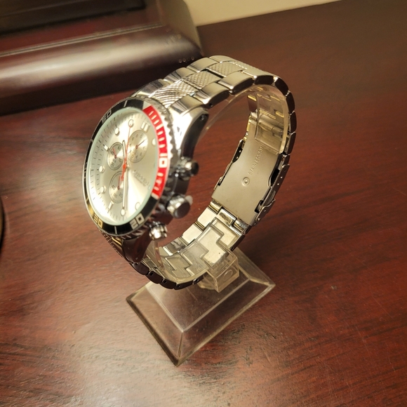 New Men’s Curren Chrono Fashion Watch - Picture 2 of 3
